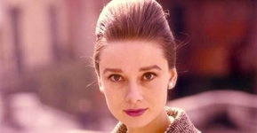 Audrey Hepburn in Rome audrey-hepburn-roma.jpg
